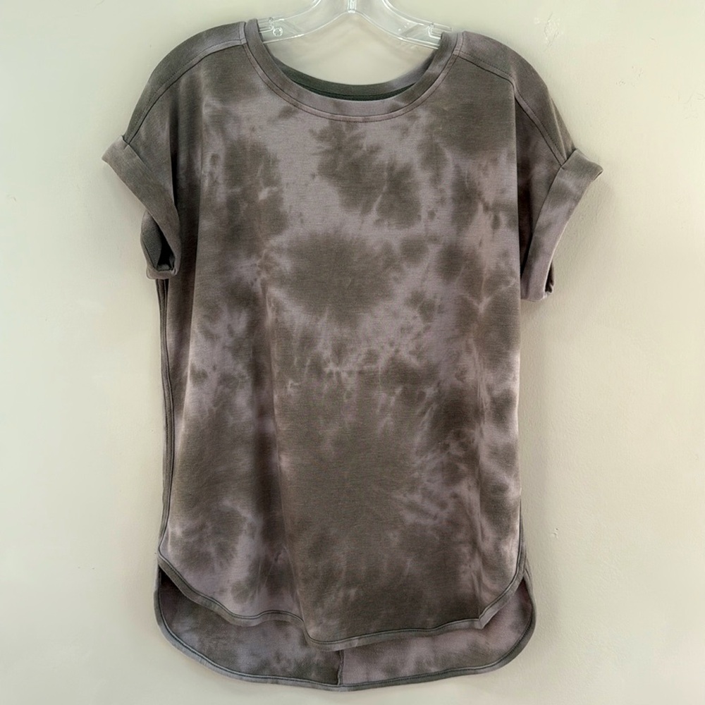 **Like New** Cupio Comfy Women’s Grey/Green Tie Dye Shirt- Size M